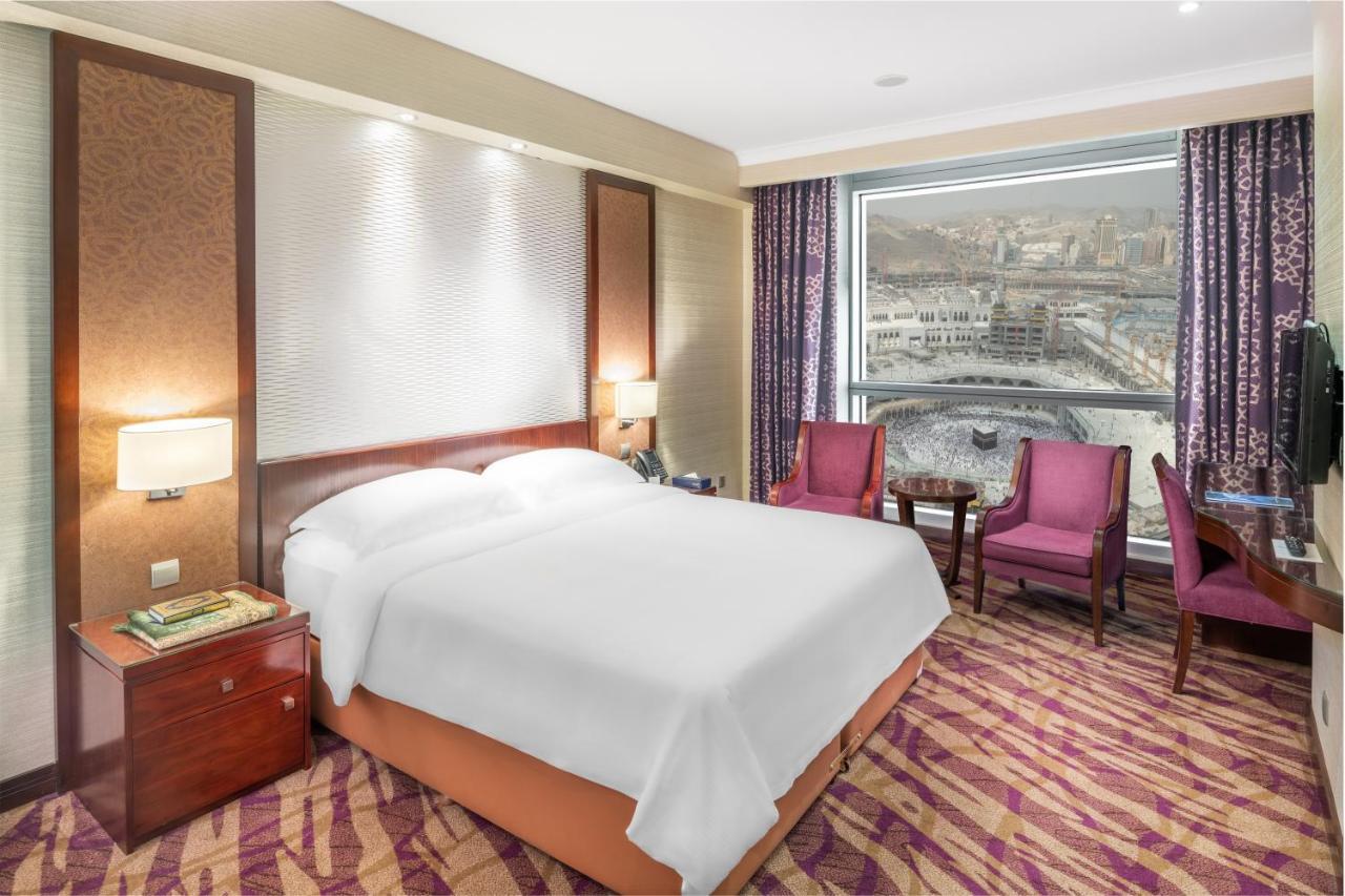 Guest Room – King Bed