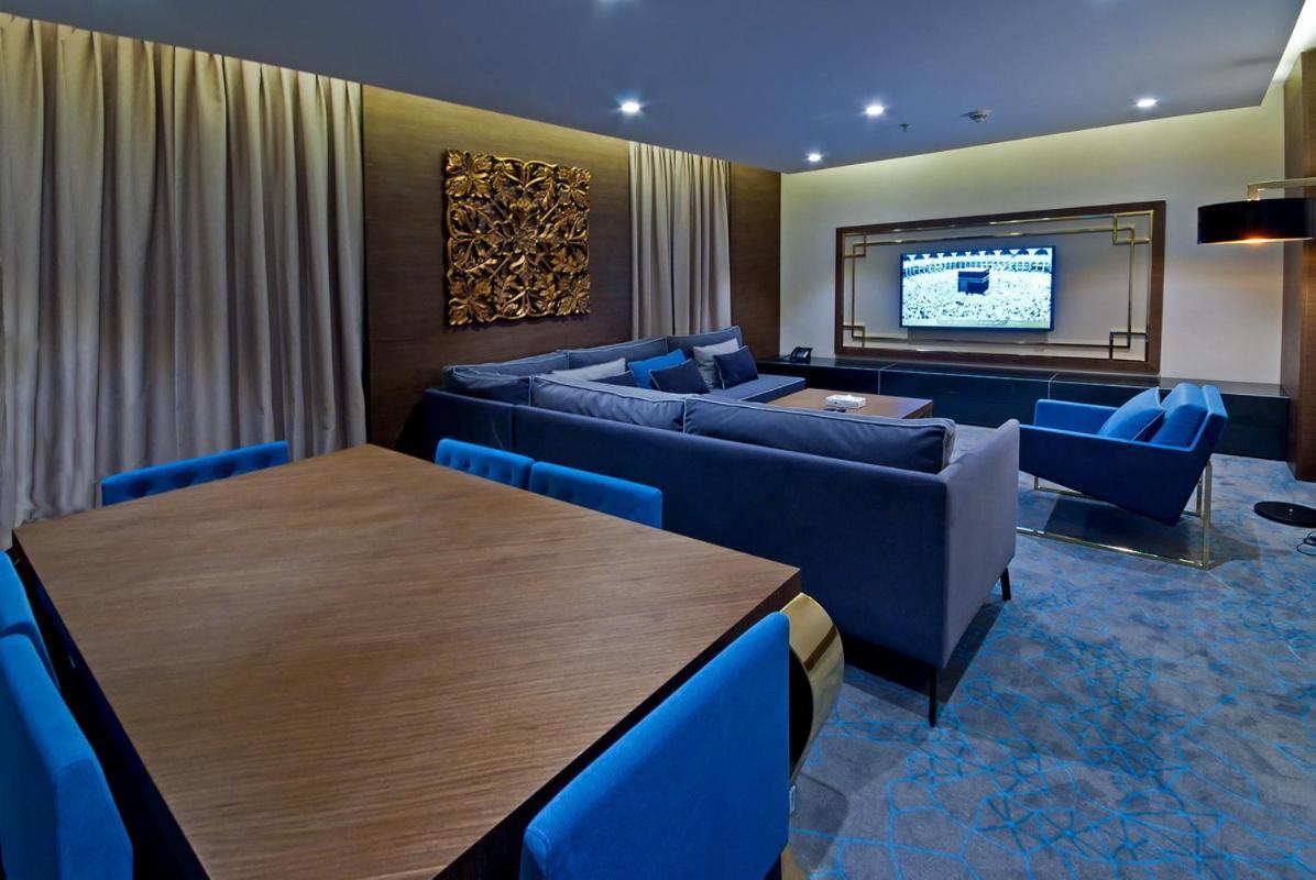 Presidential Suite