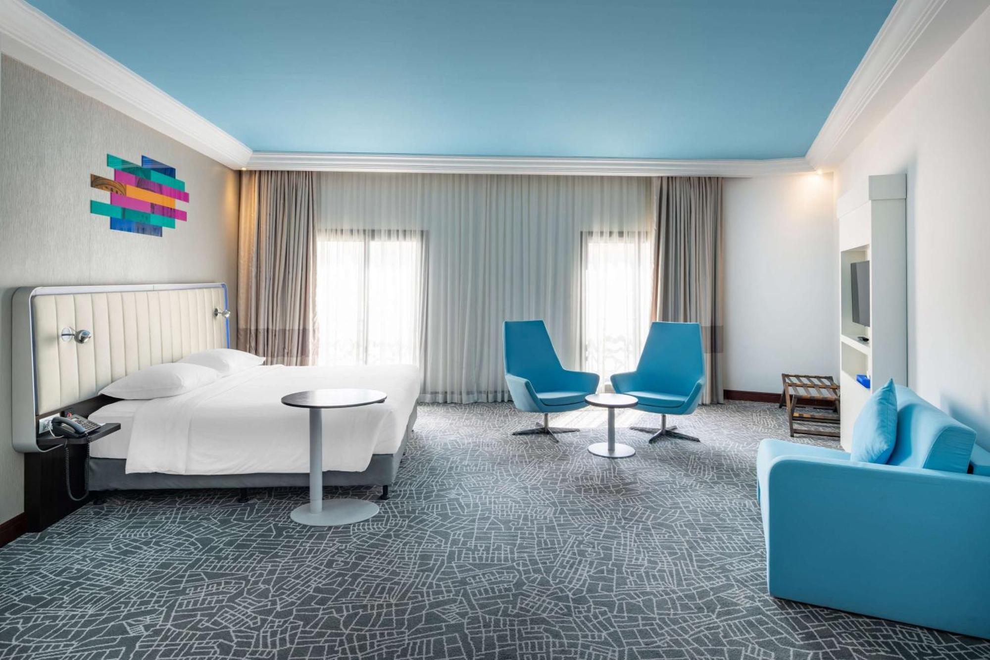 Junior Suite Mosque View