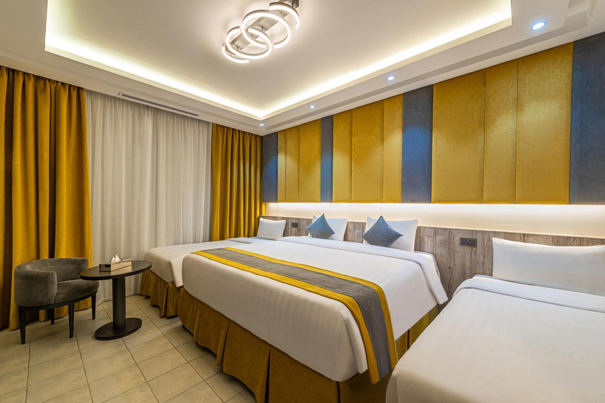 Standard Room Three Single Beds Non-Smoking