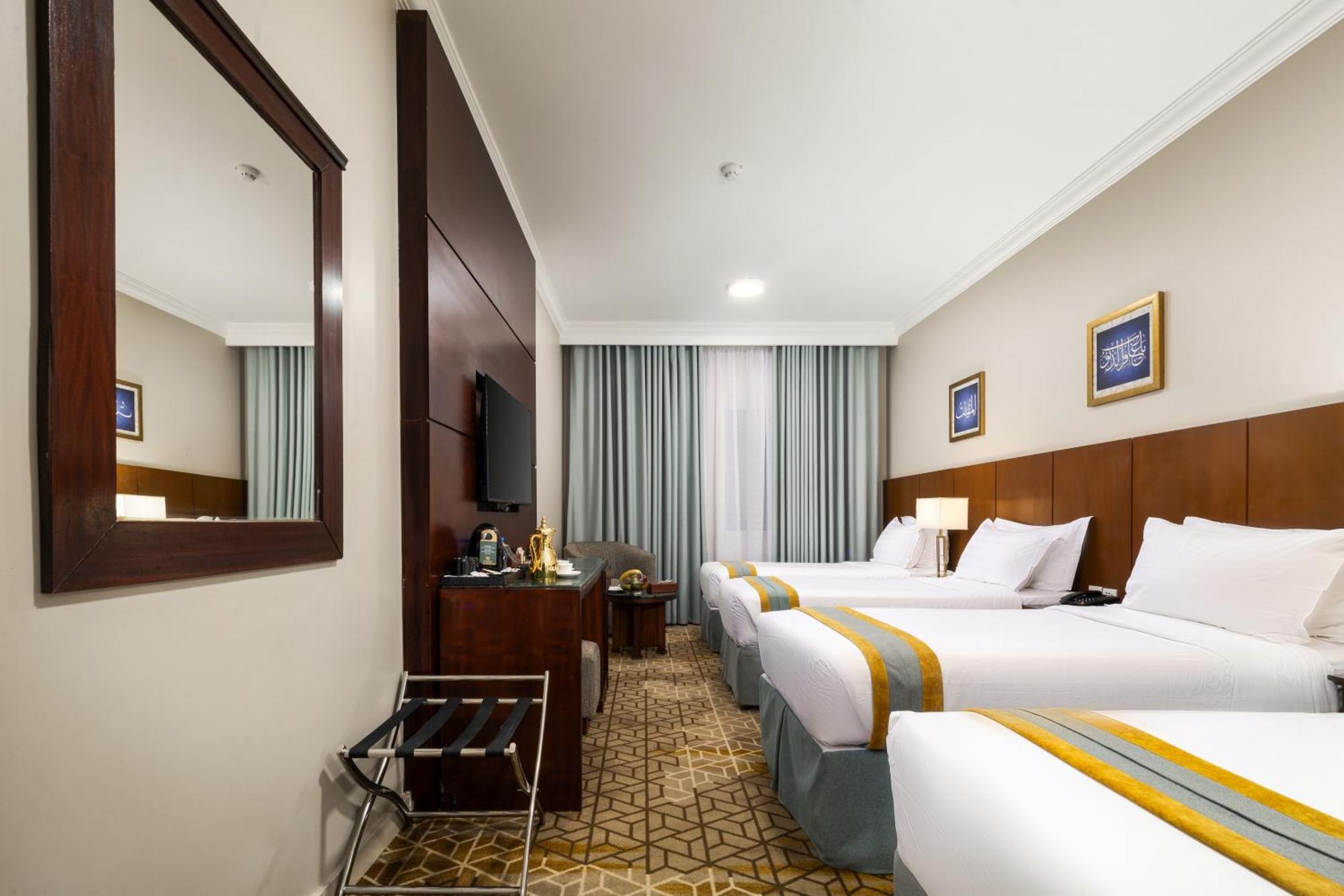 Standard Quadruple Room