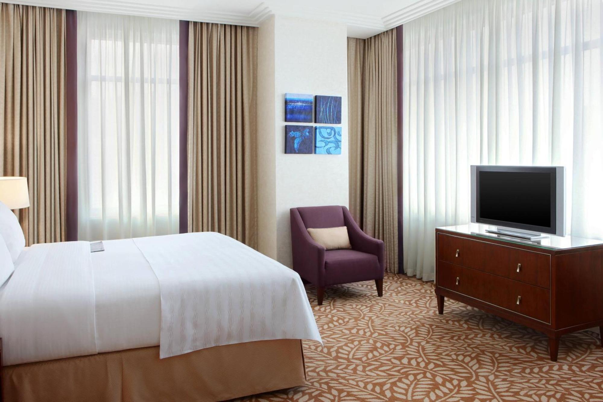 Royal Suite 2 Bedroom Presidential Suite City view