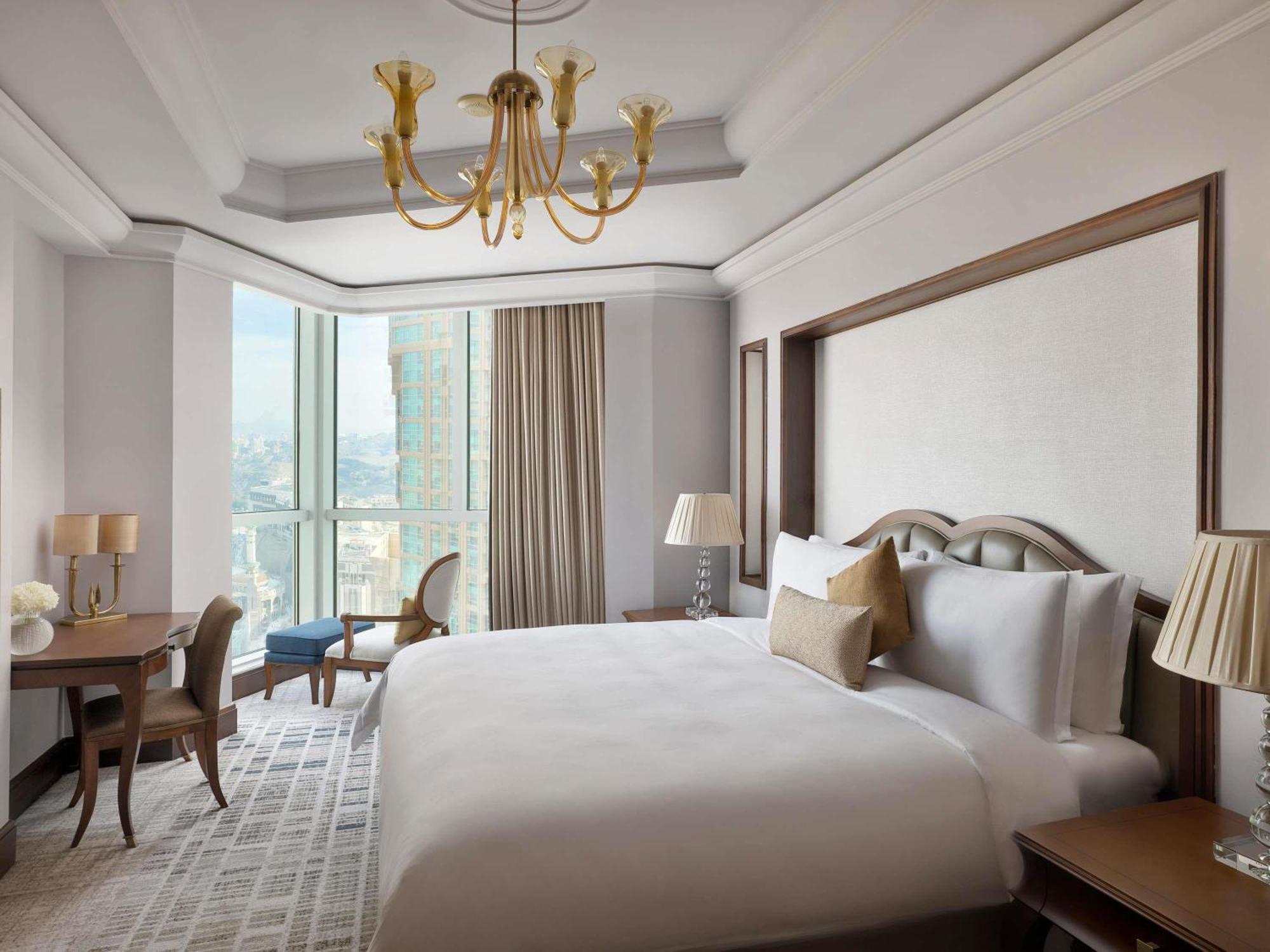 Presidential Two Bedrooms Suite City View