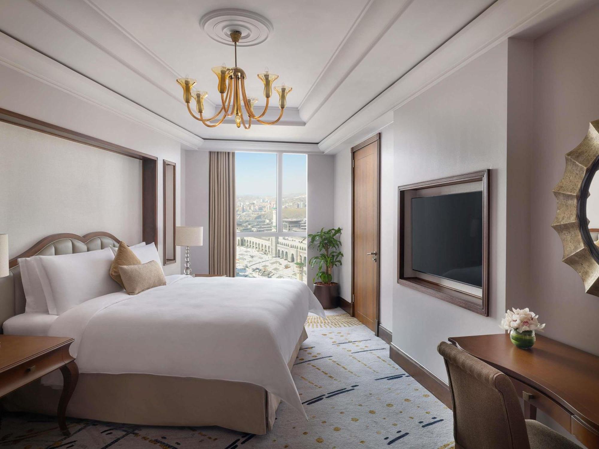 Signature Suite City View