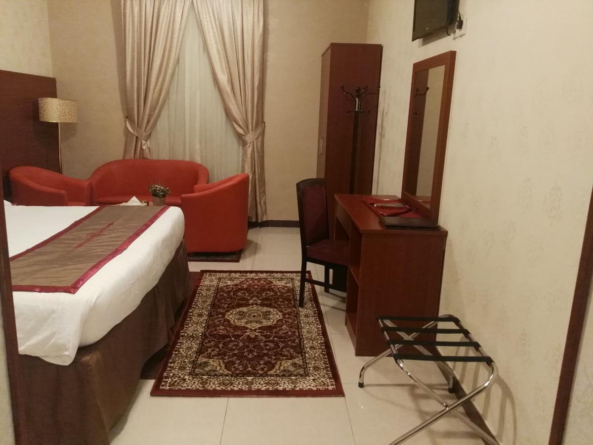 Large Double Room