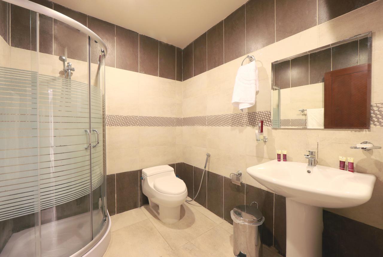 Twin Room,654161244:JPEG