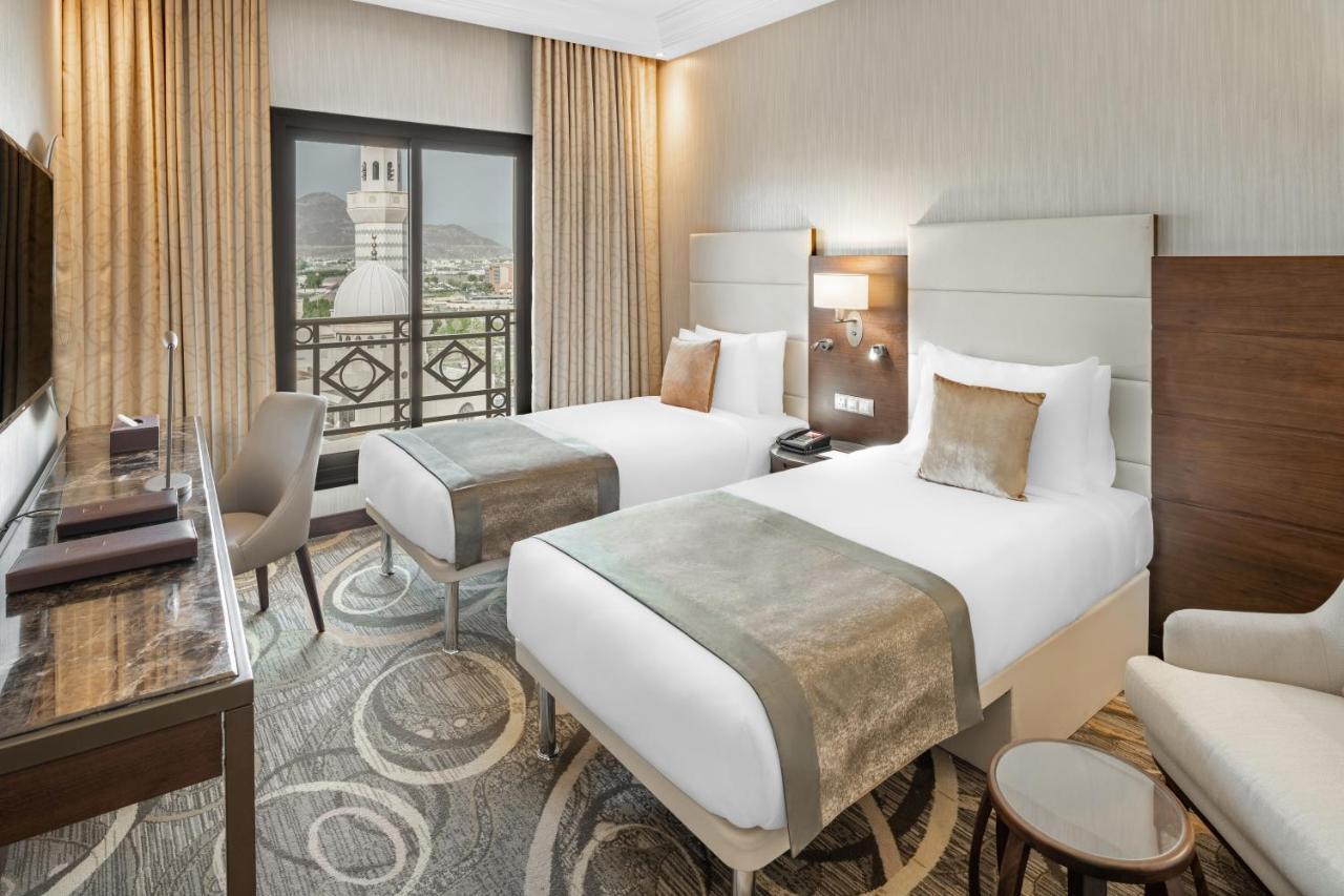 Standard Room with Two Single Beds