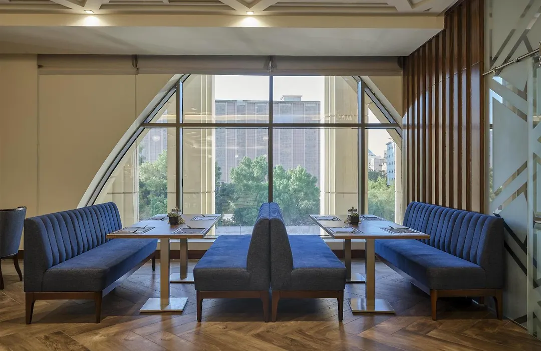Doubletree By Hilton Makkah Aziziyah-1