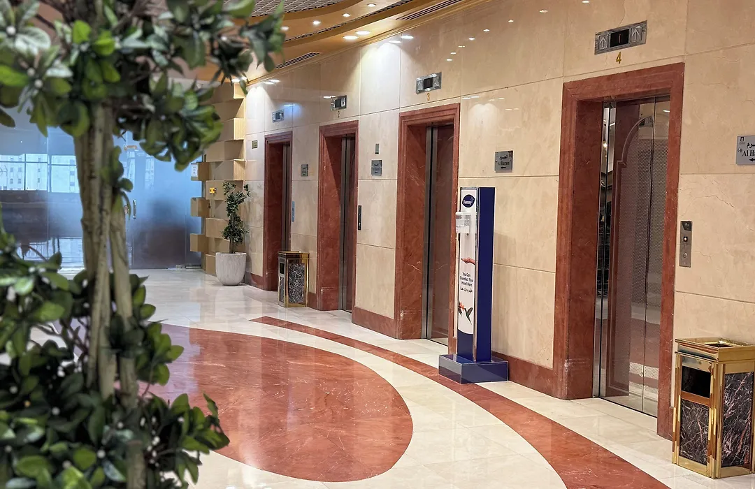 Al Safwah Hotel First Tower 1-1