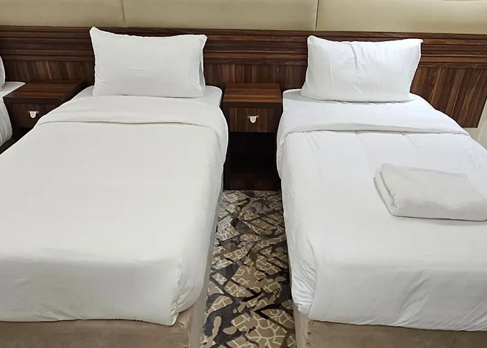 White Rose Hotel