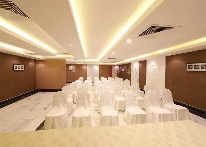 فندق برج السيف Burj Al Saif Hotel
