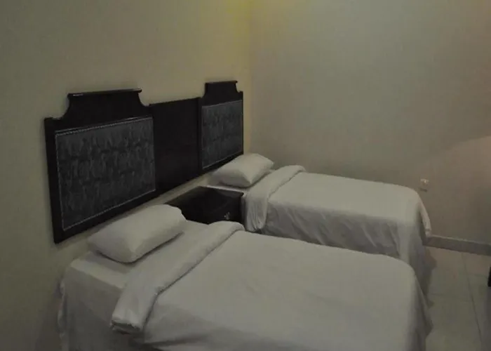 Refaaf Al Azizia Hotel