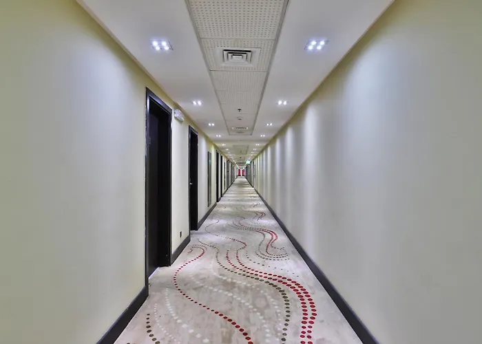 Oyo 403 Hidaya Towers Hotel